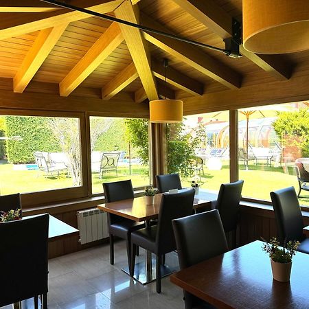 Hotel Del Lago Puigcerdà Kültér fotó