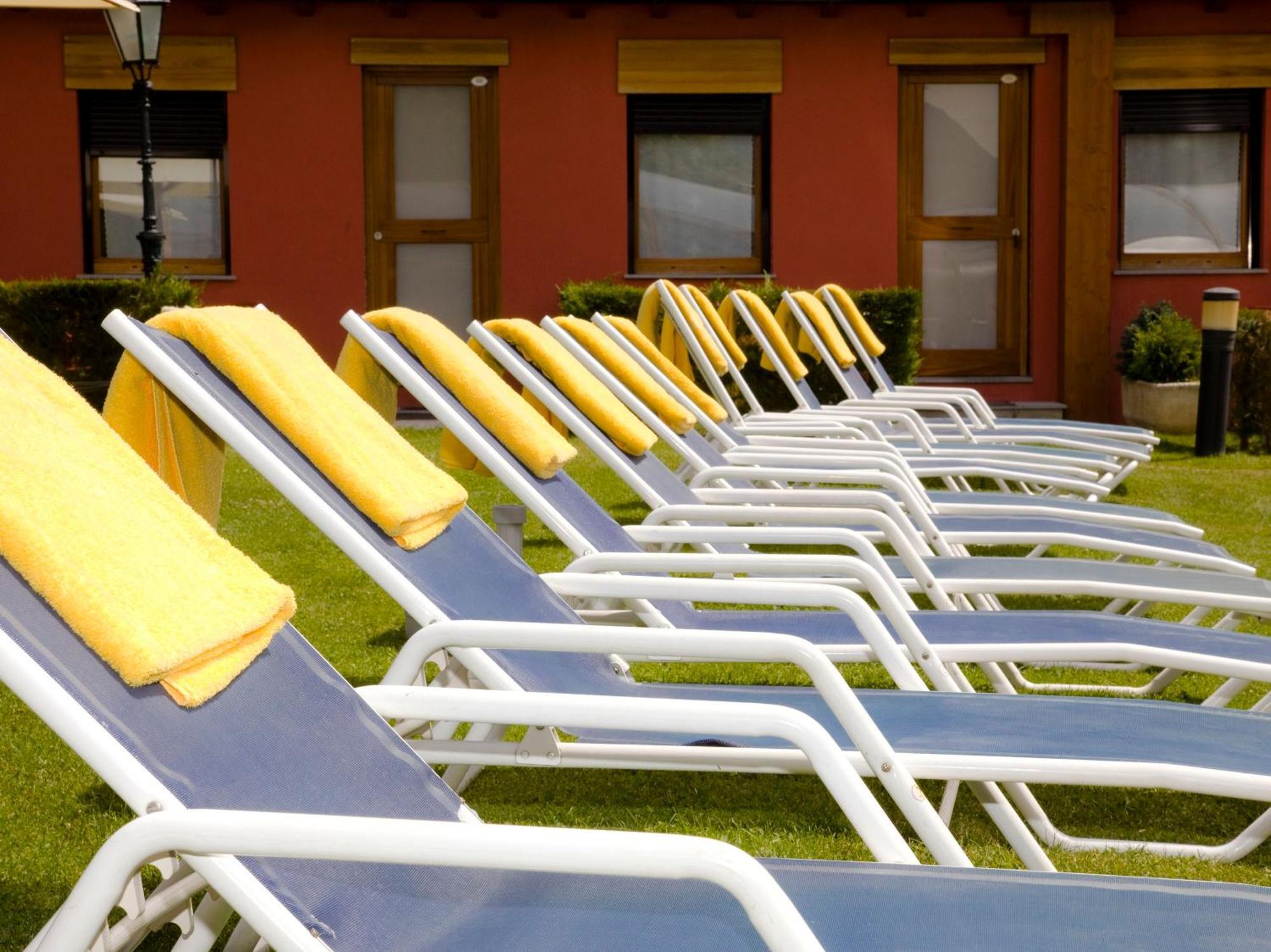 Hotel Del Lago Puigcerdà Kültér fotó
