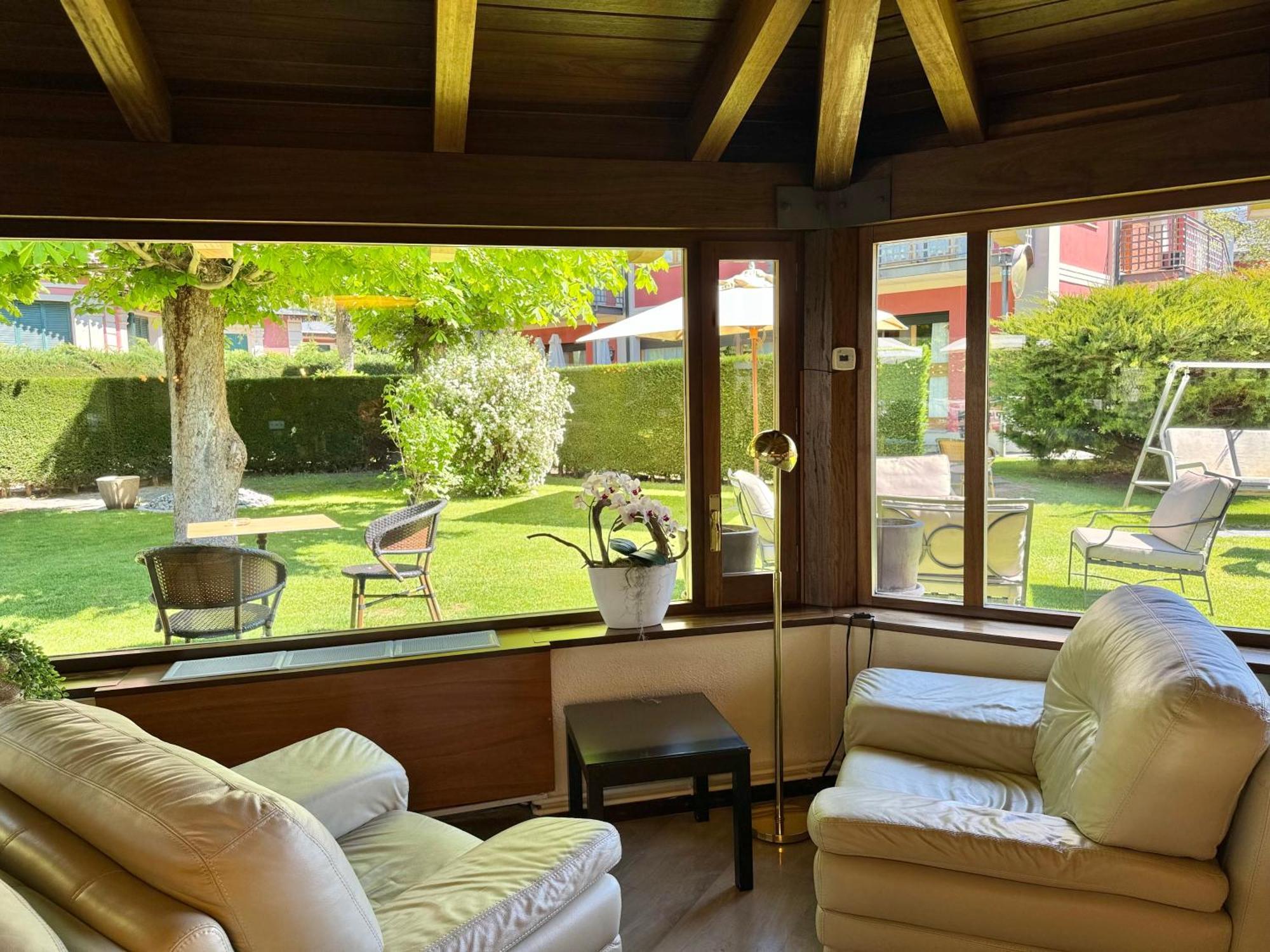 Hotel Del Lago Puigcerdà Kültér fotó