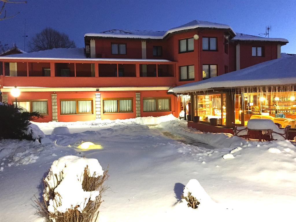 Hotel Del Lago Puigcerdà Kültér fotó