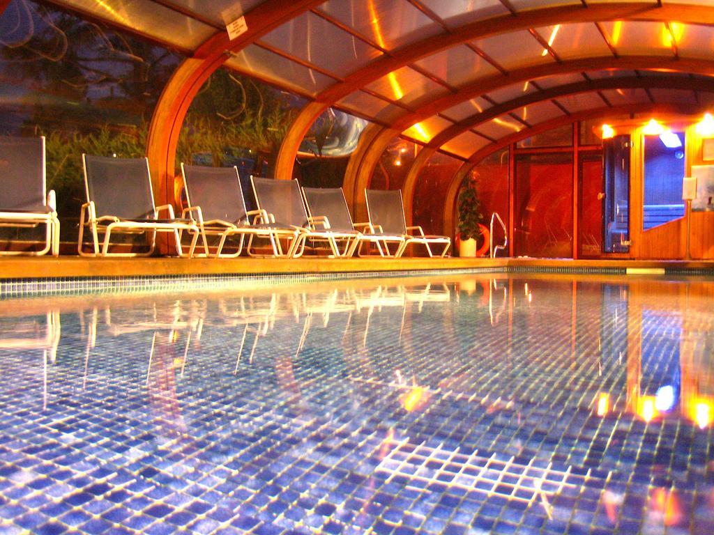 Hotel Del Lago Puigcerdà Kültér fotó