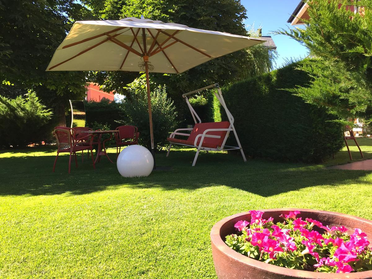 Hotel Del Lago Puigcerdà Kültér fotó