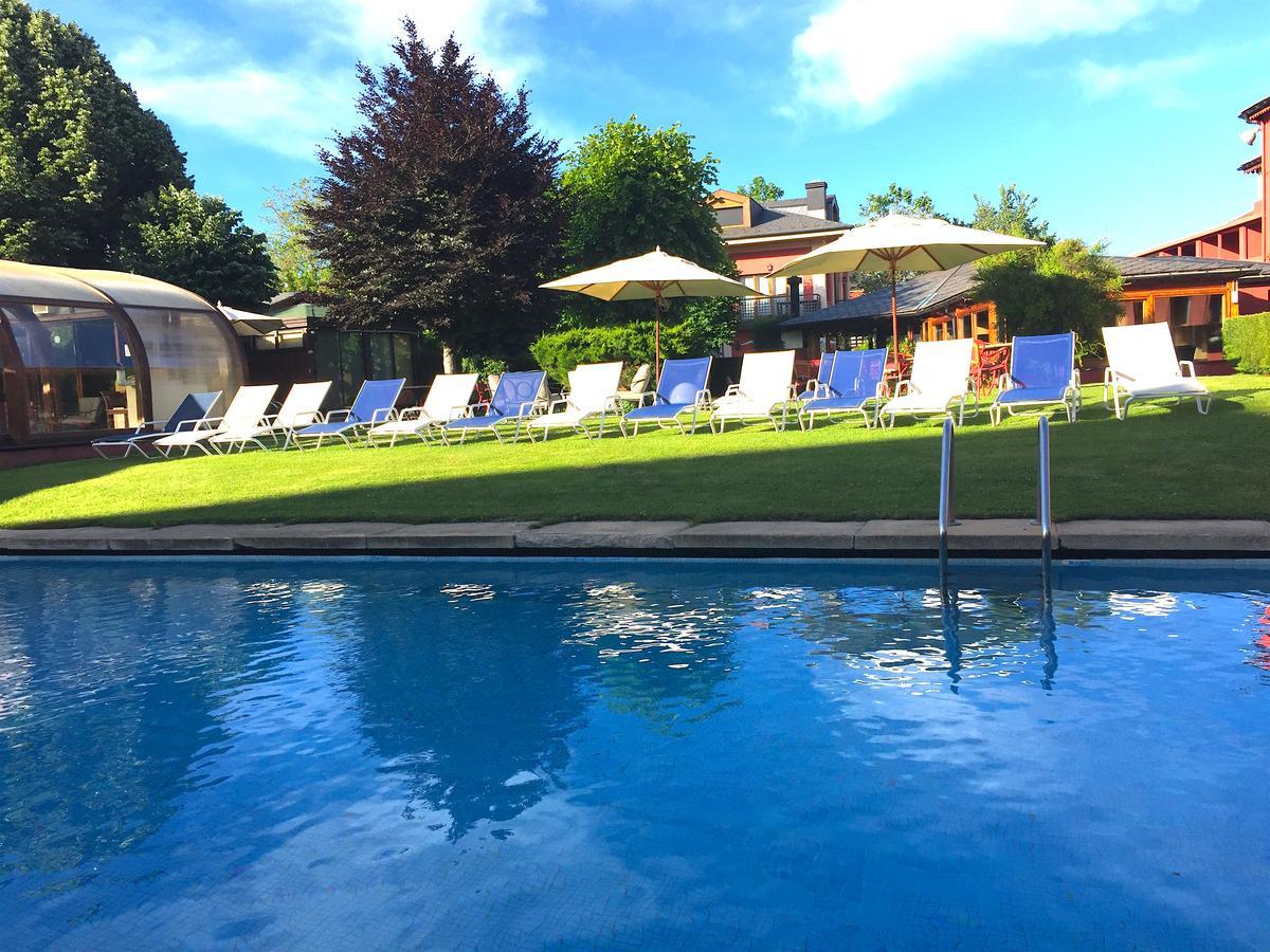 Hotel Del Lago Puigcerdà Kültér fotó